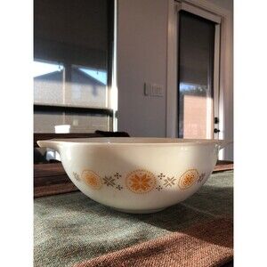 Pyrex Town & Country 444